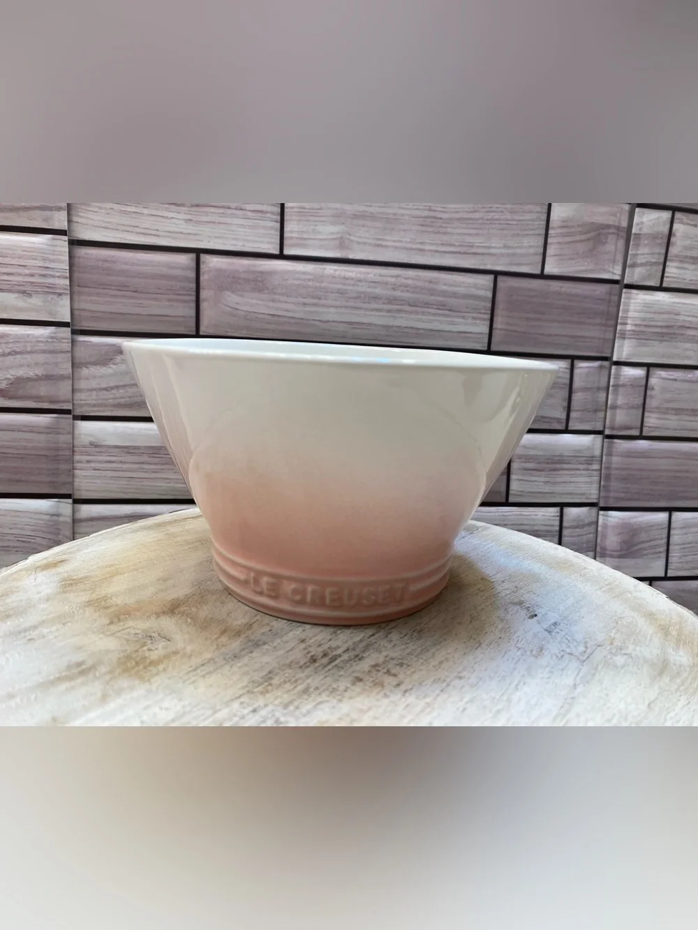 Le Creuset ❤️Large Bowl L 600ml Shell Pink Soup noodle Salad cereal NIB